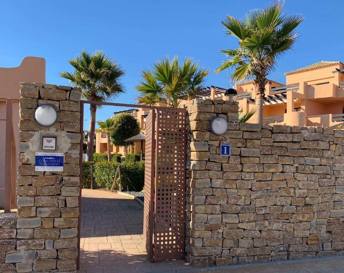 Casares Beach Golf Apartment With Private Garden Direct Pool Access Экстерьер фото